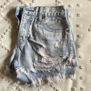 AMERICAN EAGLE SHORTS! Great condition!